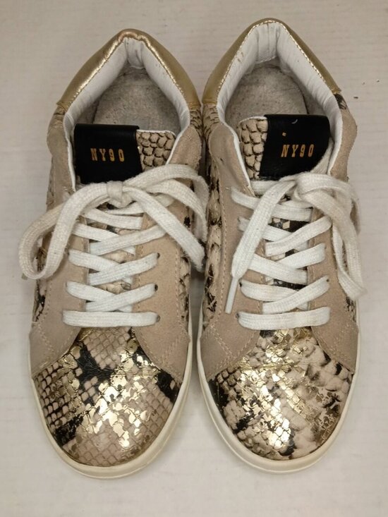 Steve Madden Shoes - Steve Madden Starling Gold Snakeskin Star Sneakers Women’s Size 7M